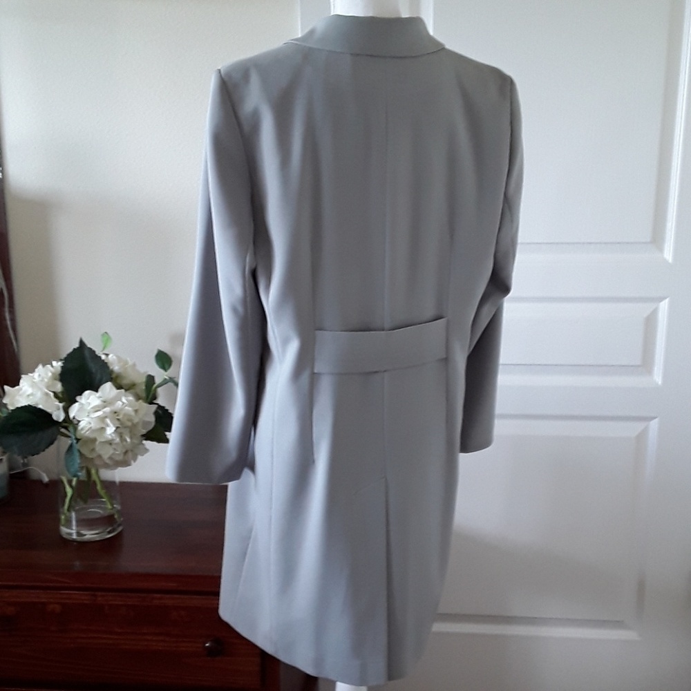 Coat - Picture 2 of 5